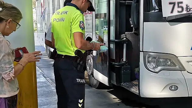 Otobüslerde Müşteri Kılığında Denetim Yapıldı