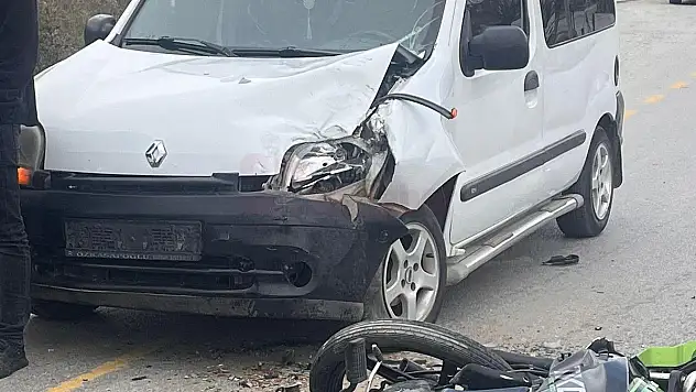 Otomobil ile Motosiklet Çarpıştı: 1 Yaralı