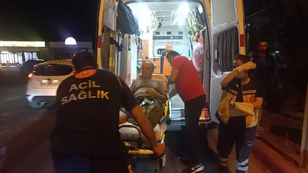 Otomobil Motosiklete Çarptı Kazada 1 Kişi Yaralandı