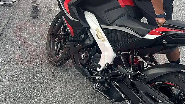 Otomobil Motosikletle Çarpıştı Kazada Sürücü Yaralandı