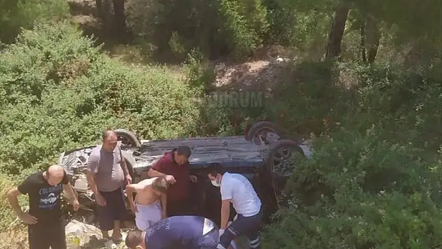 Otomobil şarampole devrildi: 5 yaralı