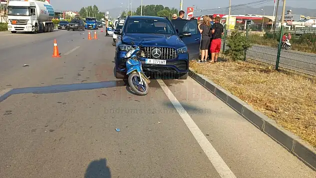 Otomobil Seyir Halindeki Motosiklete Çarptı, Kazada 1 Kişi Öldü