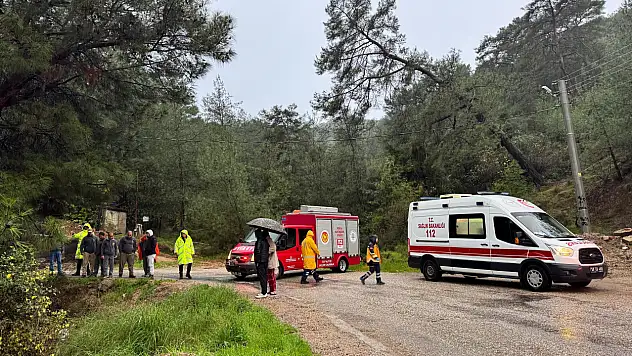 Otomobil uçuruma düştü 1 yaralı