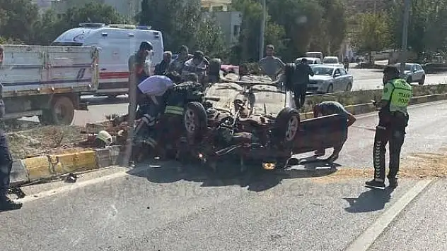 Otomobilden Dışarı Fırlayan Sürücü Ağır Şekilde Yaralandı