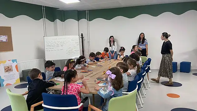 Oyuncak Kütüphanesi Eğlence ve Eğitimin Merkezi