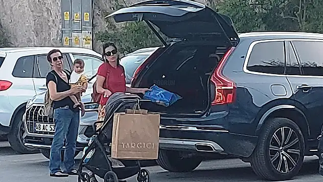 Özge Özpirinçci Basın Mensuplarına Sitem Etti