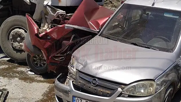 Park Halindeki 8 Aracı Hurdaya Çevirdi