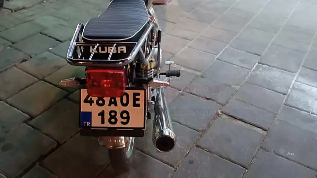 Park Halindeki Motosikleti Çaldılar