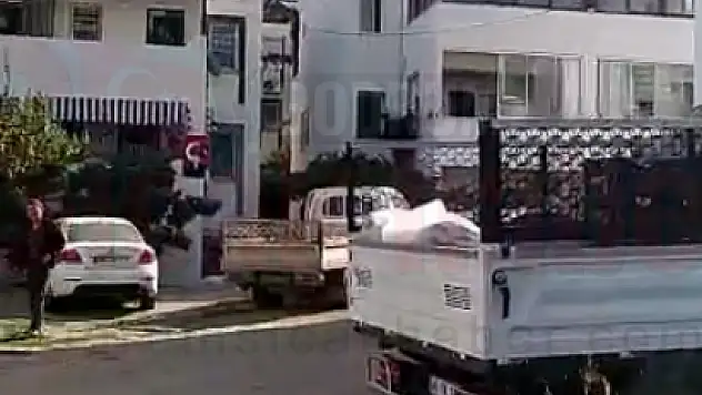 Pazar Araçları Mahalle Sakinlerini Bıktırdı