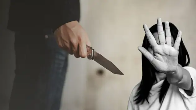 Reddedilince bıçakla saldırdı