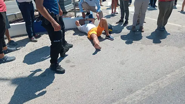 Refuj Arasından Geçmeye Çalışan Sürücü Kazada Yaralandı