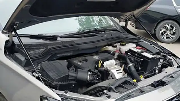 Resmi belgede sahtecilik suçlamasıyla yakalanan 4 şüpheli tutuklandı