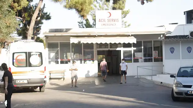 Restoran Çalışanı Mesai Arkadaşını Kesti