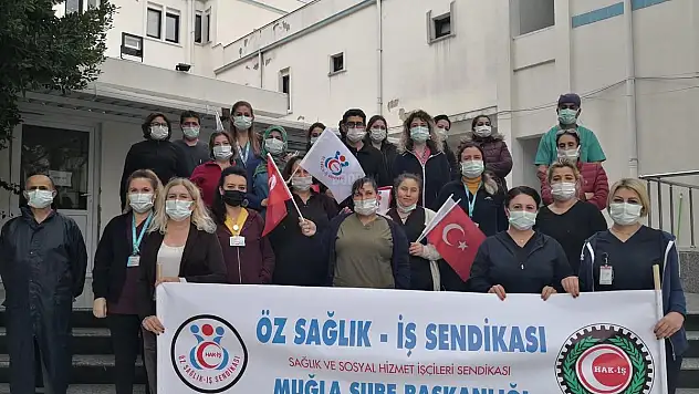'SAĞLIK İŞÇİSİ DE EMEĞİNİN HAKKINI İSTİYOR'