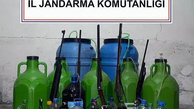 Sahte Alkol Operasyonunda Litrelerce İçkiye El Konuldu