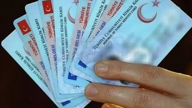 Sahte Sürücü Belgesi Düzenledikleri İddiasıyla 12 Şüpheli Yakalandı