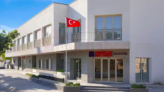 Sanayide Akıma Kapılan Genç Ağır Yaraladı