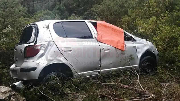 Şarampole Devrilen Otomobildeki 3 Sağlık Çalışanı Yaralandı