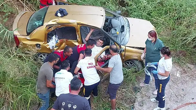 Şarampole Düşen Araçta 3 Kişi Yaralandı