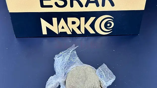 ŞARJ ALETİNİN İÇİNDE UYUŞTURUCU BULUNDU