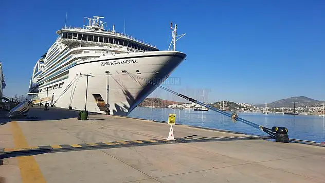 Seabourn Encore, Bodrum'a 358 Yolcu Getirdi