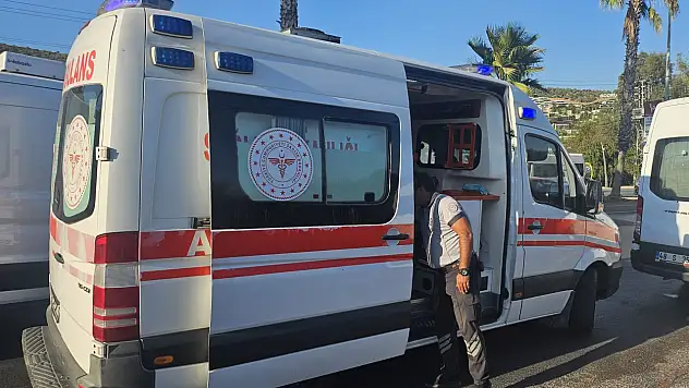 Şerit değiştiren servis aracı kazaya neden oldu !