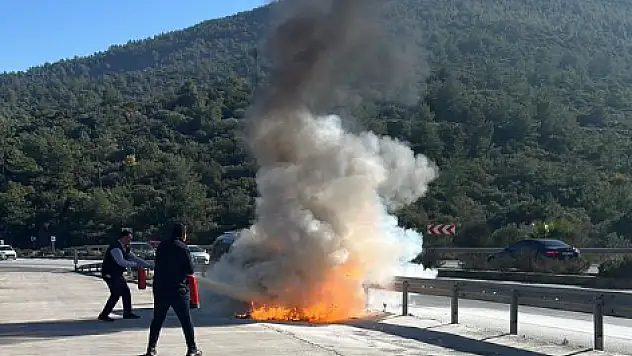 Seyir Halinde Alev Alıp Yandı