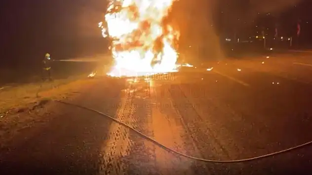 Seyir Halinde Yandı