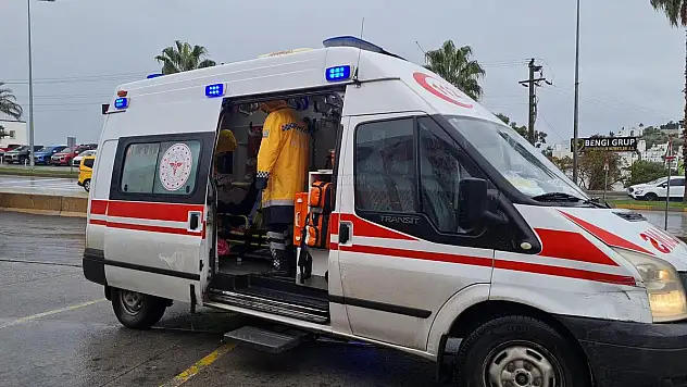 Seyir Halindeyken Kayıp Düşen Sürücü Yaralandı