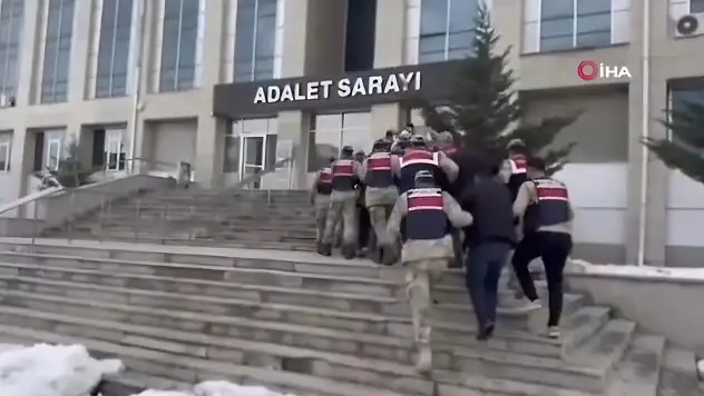 Siber dolandırıcılığa darbe: 90 şüpheli yakalandı