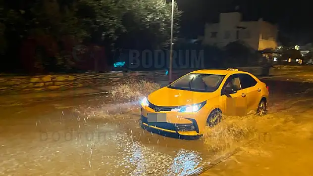 Şiddetli Yağış Bodrum'u Olumsuz Etkiledi