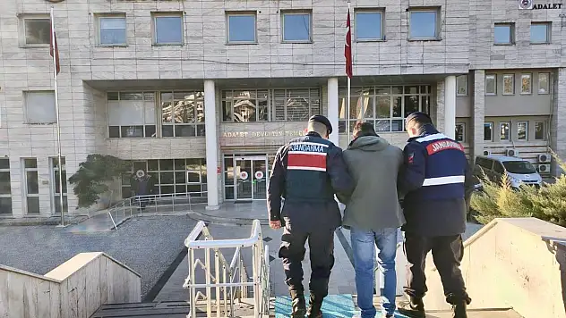 Silahlı Yağma Suçundan Aranan Şahıs Yakalandı