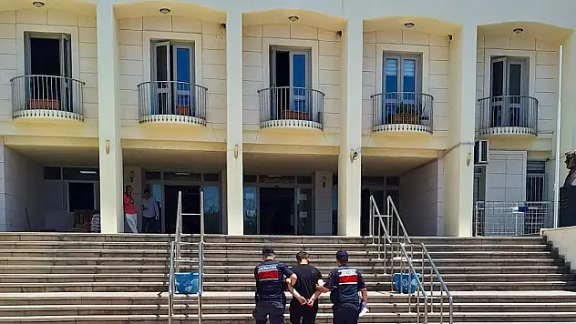 Silahlı Yağma ve Firar Suçundan Aranan Şahıs Bodrum'da Yakalandı