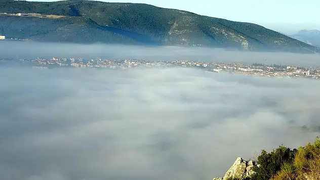 Sisler İçinde Kartpostallık Görüntüler Sundu