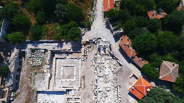 Stratonikeia Antik Kenti'nde bulunan 1600 yıllık mozaikler turizme kazandırılacak