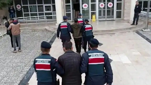 Suç Örgütüne Yardım Eden 4 Kişi Gözaltına Alındı