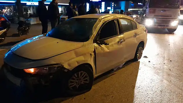 Takla Atan Araçta 2 Kişi Yaralandı