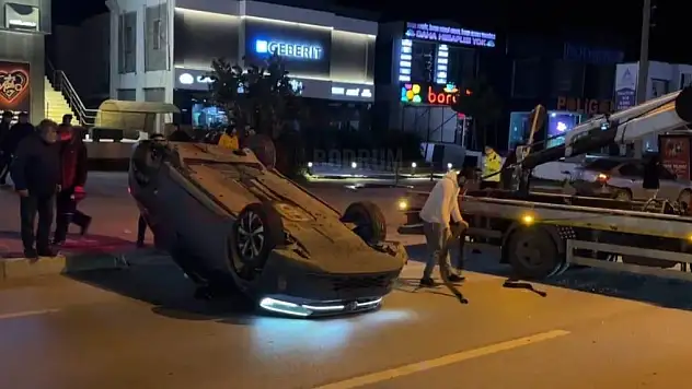 Taklalar Atan Cipten Sağ Kurtuldu: Kazada 3 Kişi Yaralandı