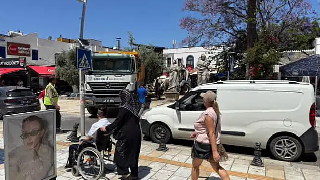 Tarihi kaya mezarları yeniden taşınıyor, tepkiler büyüyor