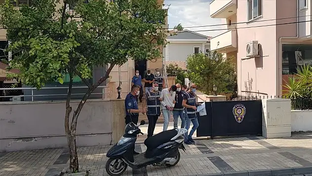 Tehdit ve Yağma İddiasıyla 2 Şüpheli Yakalandı