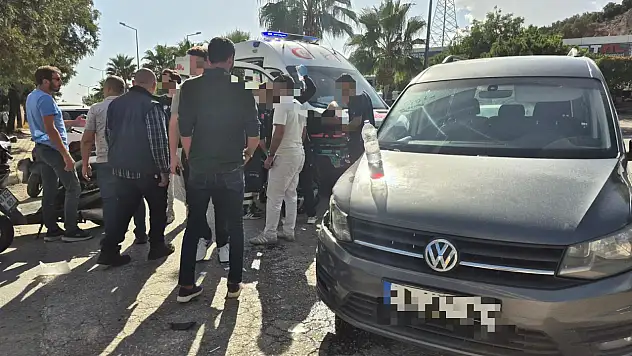 Ticari araçla motosiklet  çarpıştı 1 yaralı