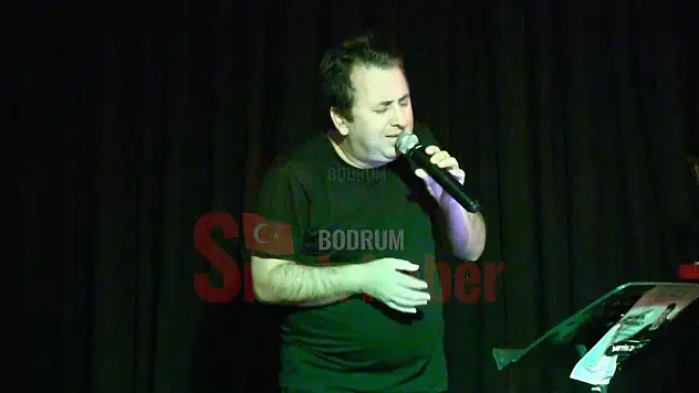 Tiyatro Sanatçısı Metin Zakoğlu Bitez'de Sevenleri İle Buluştu