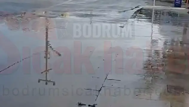 Tonlarca Su Günlerdir Boşa Akıp Gidiyor