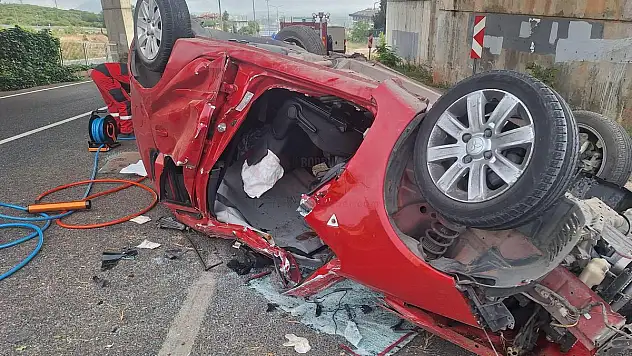 Trafik Kazasında 2 Kişi Ağır Şekilde Yaralandı