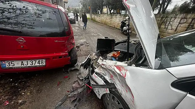 Trafik Kazasında  4 Kişi Yaralandı