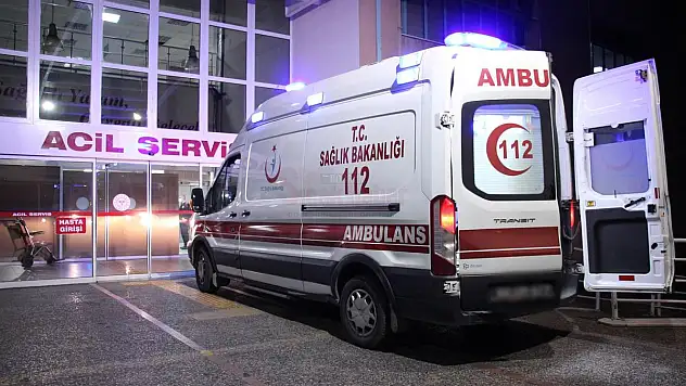 Tüfekle 1'i Ağır 2 Kişiyi Yaraladı