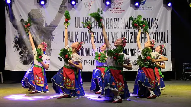 Uluslararası Halikarnas Halk Dansları ve Müzik Festivali Başladı