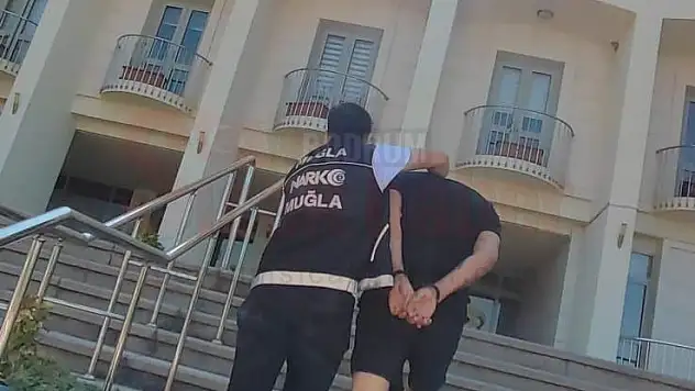 Uyuşturucu Ticareti Yapan Şüpheli Bodrum Girişinde Yakalandı