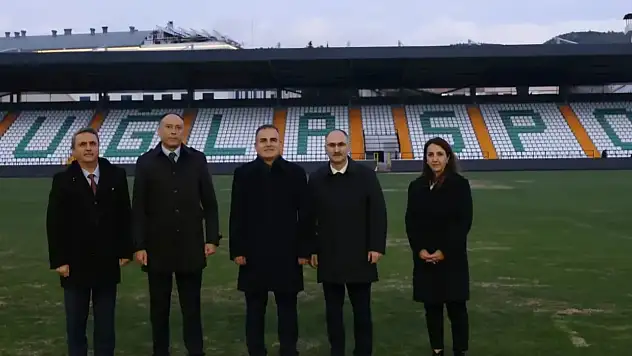 Vali Akbıyık Atatürk Stadyumu'nda İncelemelerde Bulundu