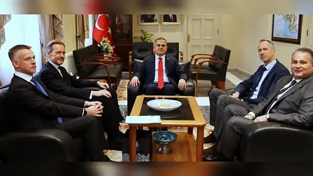 Vali Akbıyık Belçika Büyükelçisi ve Konsolosu'nu ağırladı